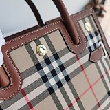 希少色バーバリー トートバッグ 偽物 ヴィンテージチェック タイトル バッグ Bab15035