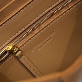 日本未入荷ボッテガヴェネタ カセット 偽物 クロスボディバッグ boc63388