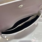人気急上昇 プラダ★フラップ付きクレオショルダーバッグ コピー puh01847