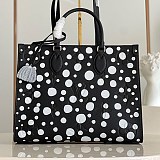 LV × YK オンザゴー MM スーパーコピー ルイ･ヴィトン × 草間彌生 M46389