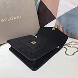 送料込 ブルガリ☆セルペンティ フォーエバー ショルダーバッグ 偽物 Bun18443
