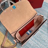 争奪戦ヴァレンティノ ショルダーバッグ 偽物 Vロゴ SUPERVEE レザー クロスボディバッグ Vug45595