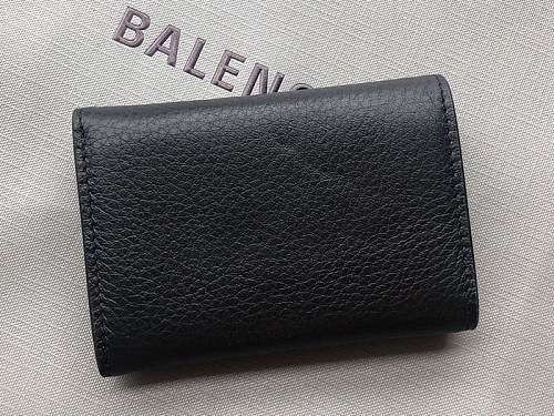 大人気！バレンシアガ 財布 偽物 ペーパー ミニウォレット baq86029