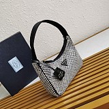《大人気》プラダ【入手困難】Hobo ミニ ショルダーバッグ コピー 1NE515