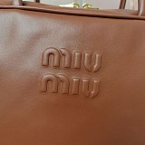 激安価格！ミュウミュウ レザー トップハンドルバッグ スーパーコピー myc72537