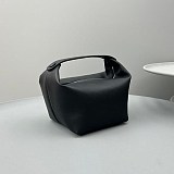 累積売上総額第１位！ザ ロウ トートバッグ コピー zas23773