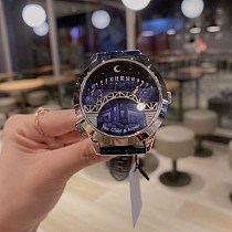 21AW新作ヴァンクリーフ&アーペル 時計 レディ アーペル ユール フィラント コピー 42mm vas45891 21AW新作ヴァンクリーフ&アーペル 時計 レディ アーペル ユール フィラント コピー 42mm vas45891