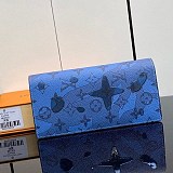 ルイヴィトン 偽物 モノグラム アクア ガーデン ブラザ 長財布 vua83044
