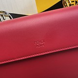 ★日本!!人気！フェンディ キャナイ エフ コピー レザー バッグ fej69731