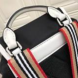 争奪戦バーバリー Rucksack リュック 偽物 サック バックパック Bai95750