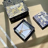 人気急上昇ディオール 偽物 CD モノグラムスター パール ネックレス deh14550