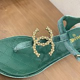 目を惹くカラーシャネル サンダル コピー CCロゴ shw92659