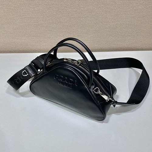 争奪戦 プラダ レディース トップハンドルバッグ 偽物 puk49508