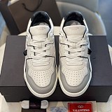 日本未入荷ヴァレンティノ コピー ローカットスニーカー ONE STUD ナッパレザー Vuu26409