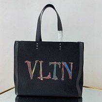 超希少!ヴァレンティノ トートバッグ コピー ショッピングバッグ NEON VLTN キャンバス ミディアム XY2B0A35DJKN78 超希少!ヴァレンティノ トートバッグ コピー ショッピングバッグ NEON VLTN キャンバス ミディアム XY2B0A35DJKN78