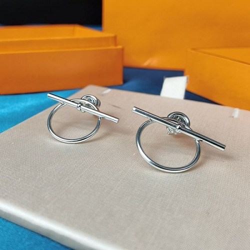 エルメス ピアス コピー「 Loop ループ 」MM 2色 H114504B00