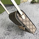 大人気！すぐ届く！【グッチ コピー】スマホバッグ ユニセックス guf55529