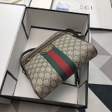 グッチ オフィディアGGスプリーム スモールメッセンジャー コピー 547926 96IWT 8745