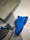 完売必至バレンシアガ トリプルS 偽物 スニーカー baz98042