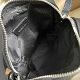 ☆超人気☆グッチ バレンシアガ ザ ハッカー キャンバス 偽物 ショルダージップバッグ gul20607