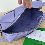 確保済み ボッテガ カセット スモール ショルダーバッグ 偽物 bos60632