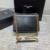 完売必至サンローラン ショルダーバッグ コピー サンセット ミディアム バッグ クロコ エンボス Sad89351