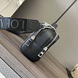 可愛い ロエベ カメラ クロスボディバック コピー ショルダーバッグ lov77223
