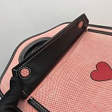 完売必至バーバリー ポケットバッグ コピー ミニロゴグラフィックキャンバス＆レザー Baq81701