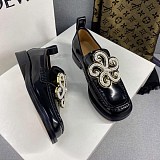 争奪戦【限定】ロエベ ポンポンローファー コピー レディース low59945