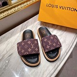 大人気！ルイヴィトン サンダル コピー サンバス ライン ミュール 4色 vur93435