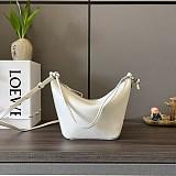 ロエベ ハンモックショルダーバック コピー loi93538