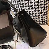争奪戦【デルボー ハンドバッグ 偽物】ブリヨン Ivoryステッチ ミディアムハンドバッグ Dej22268