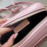 洒落で可愛いミュウミュウ ハンドバッグ 偽物 myo70205