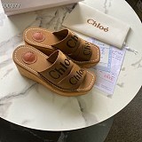 お洒落に♪クロエ ウッディ コピー プラットフォームサンダル chs95352