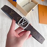 人気急上昇ルイヴィトン サンチュール・LVスクエア コピー 30MM リバーシブル ベルト vuo98555