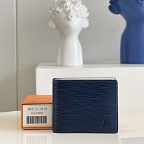 《大人気》ルイヴィトン ポルトフォイユ・ミュルティプル 折りたたみ財布 偽物 vue06877 《大人気》ルイヴィトン ポルトフォイユ・ミュルティプル 折りたたみ財布 偽物 vue06877