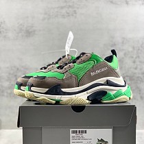 21AW新作 バレンシアガ Triple S 偽物 スニーカー トリプルソール bat57202