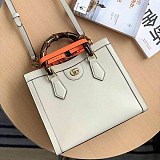 春もの新作〔グッチ ダイアナ スーパーコピー〕スモール トートバッグ 2サイズ guf35520