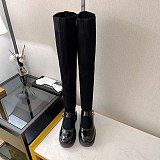 これからの季節にヘビロテ確定！シャネルロングブーツ 偽物 shn46843