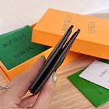《大人気》ボッテガヴェネタ 偽物 二つ折りウォレット フォンデンテ 649603VBWD22145