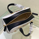 最安値挑戦ディオール ヴァイブ ボーリングバッグ スーパーコピー dez14996
