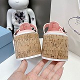 完売必至プラダ ラバー ウェッジ プラットフォーム サンダル 偽物 puj40223