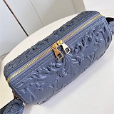 目を惹くカラールイヴィトン シティ キーポル ショルダーバッグ コピー ​ M21835