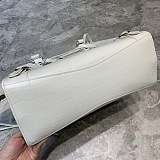 大人気!!新色【アウトレット 偽物】バレンシアガ☆クラシックNanoシティバッグ bak50154