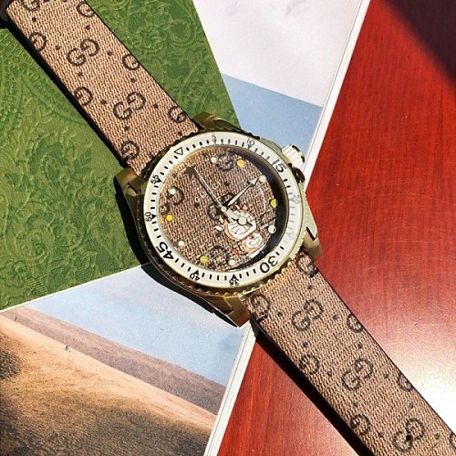 22AW新作グッチ ドラえもんコラボ【グッチ 時計 コピー】贅沢なお洒落☆話題Dive watch 38mm guq83533