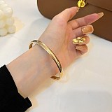 大人気!!新色カルティエ パンテール ドゥ ブレスレット スーパーコピー kar65030