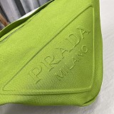 超希少！プラダ トライアングル キャンバスバッグ 偽物 pum89873