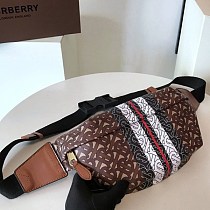 超話題!バーバリー ショルダーバッグ 偽物 ボディバッグ ブライドルブラウンマルチ メンズ Bad20906 超話題!バーバリー ショルダーバッグ 偽物 ボディバッグ ブライドルブラウンマルチ メンズ Bad20906