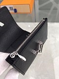 日本完売 ルイヴィトン 財布 ポルトフォイユ ツイスト コンパクト 偽物 M64413