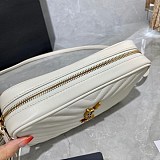 一目惚れ♪サンローラン ショルダーバッグ 偽物☆ルー キルティングレザー カメラバッグ Sah74590